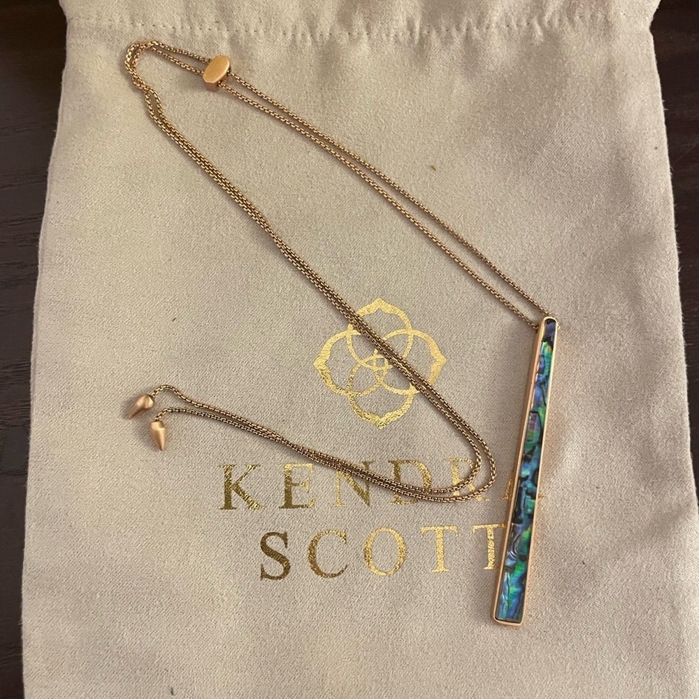 Kendra Scott Baleigh Pendant Necklace- Abalone/Rose gold